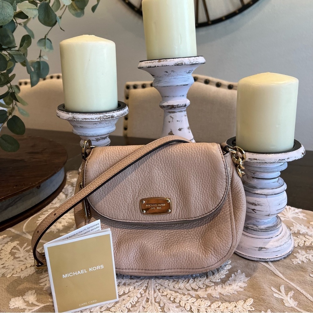 Michael Kors Bedford Crossbody Bag - Picture 4 of 15